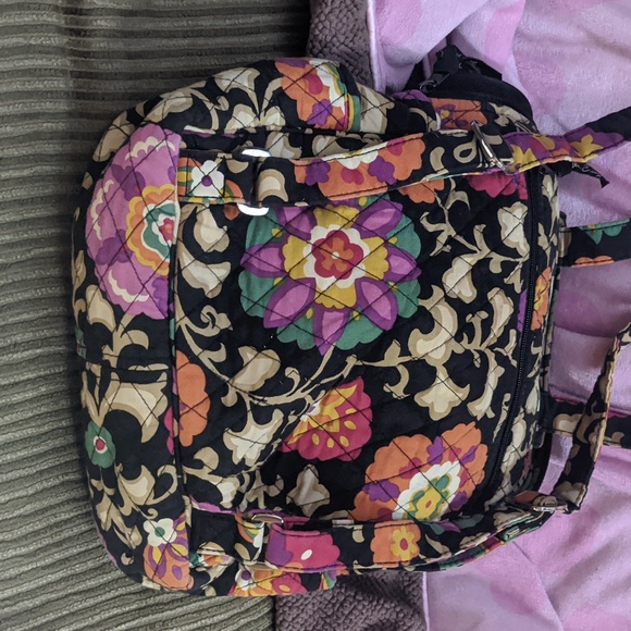 Vera BradleSuzanibackpack, Excellent condition. Adjustable straps. zipper pocket - Picture 7 of 8